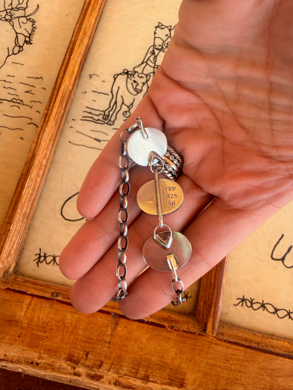 Hubei 3 Stone Bracelet