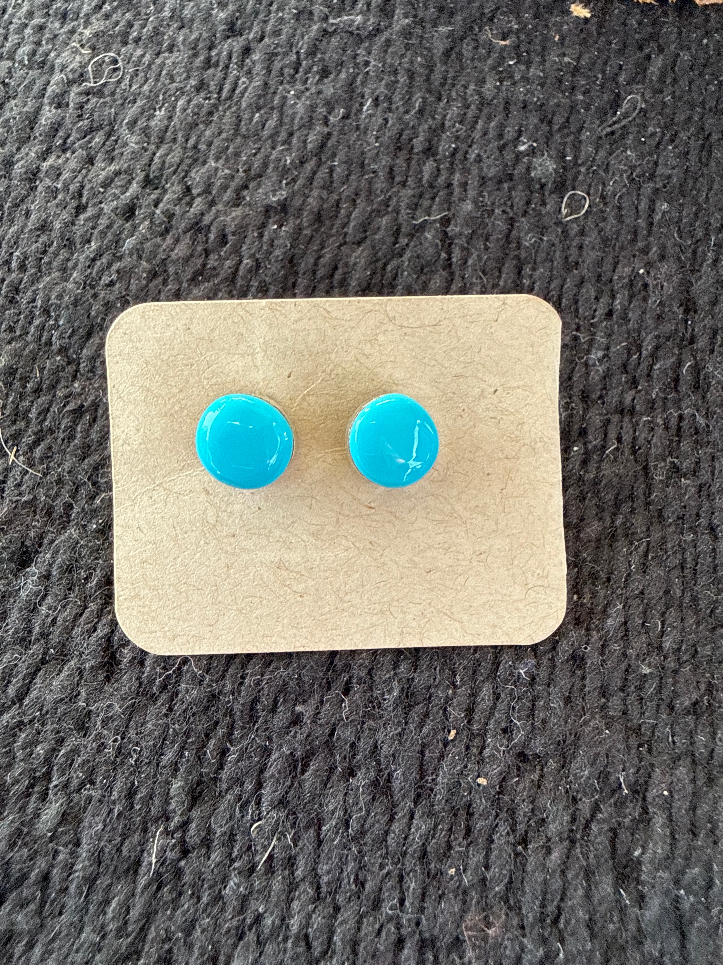 Kingman stud earrings