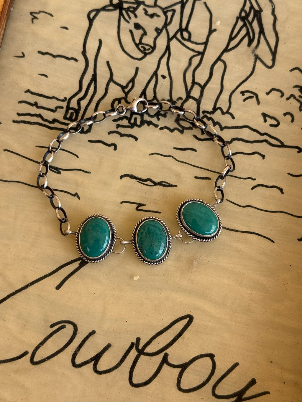 Hubei 3 Stone Bracelet