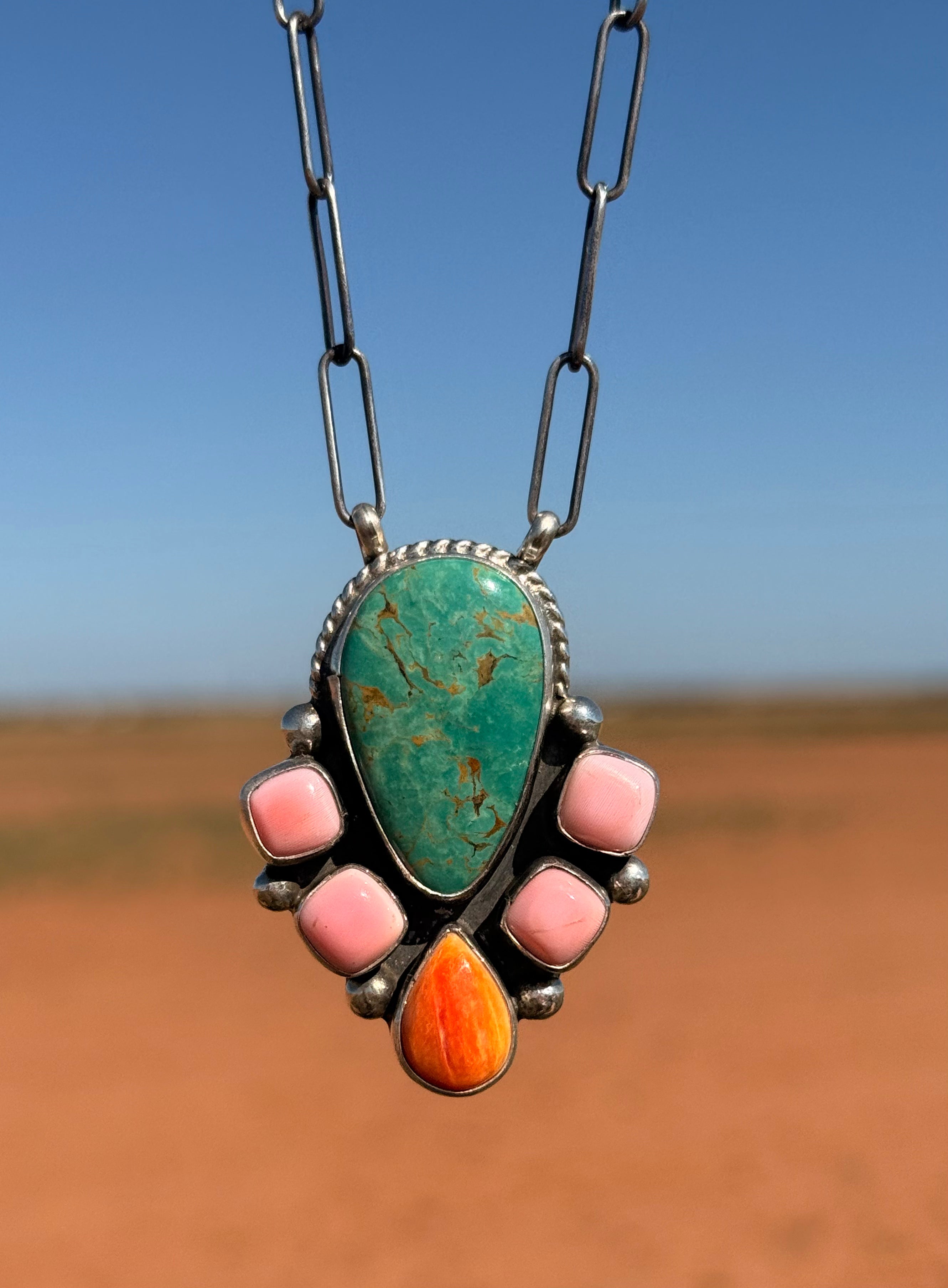 Spiny/Tyrone/Pink Conch Necklace